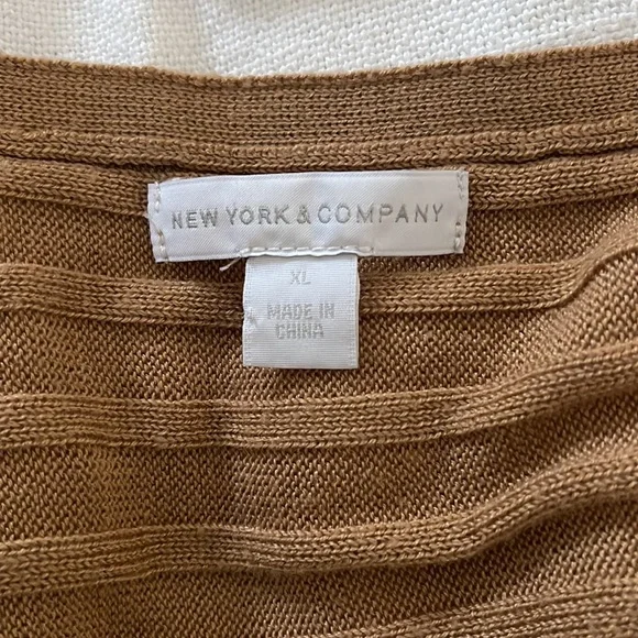 New York Co Sweater - Picture 4 of 4